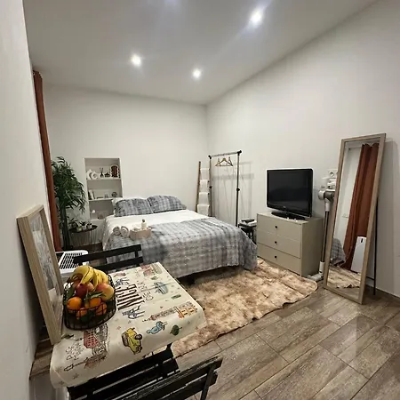 Cosy Vieux à 2 Pas De La Niza